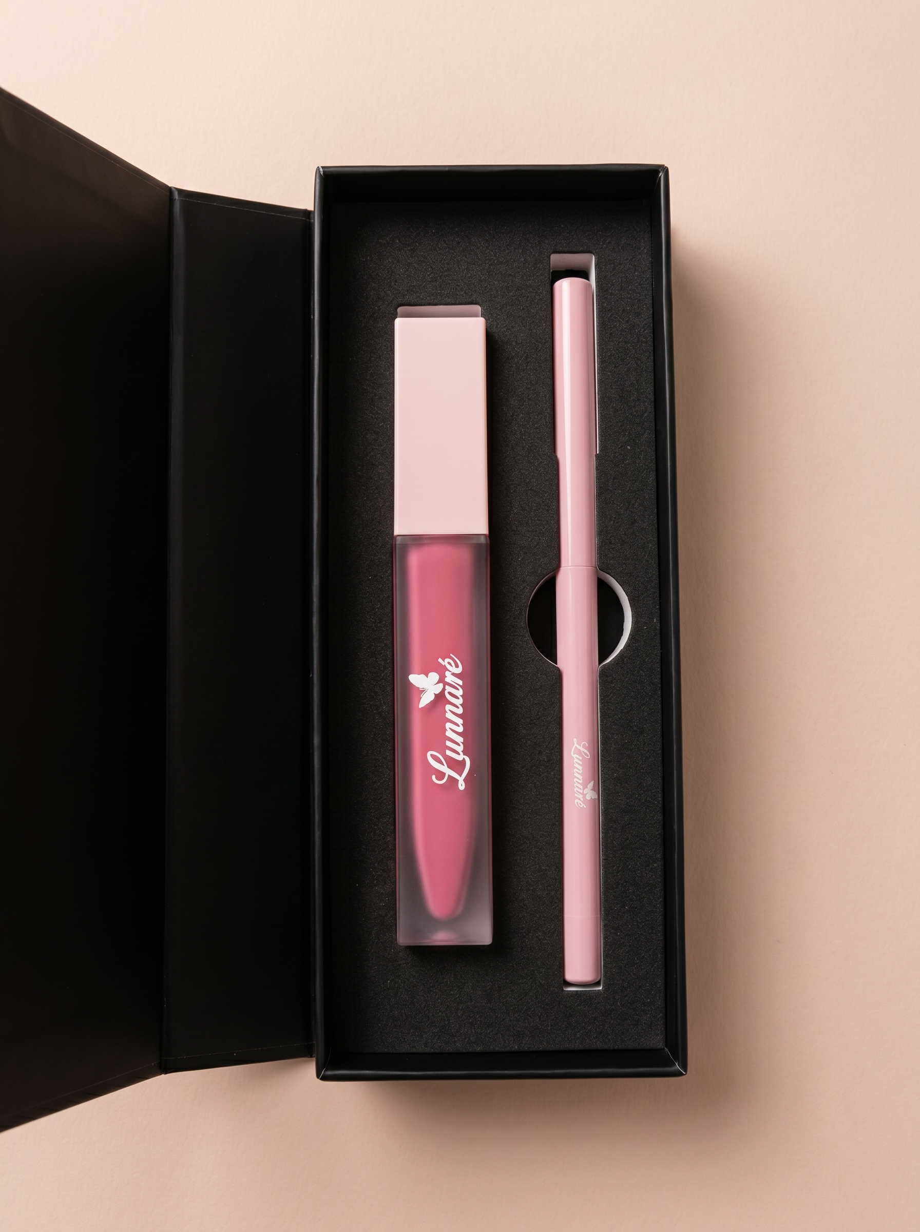 Lunnaré Lip Kit 02 Rich in Red — lip gloss and matching matte liner in signature black box